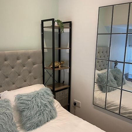 2 Bed Home From Home Apartment 41 Londres Exterior foto