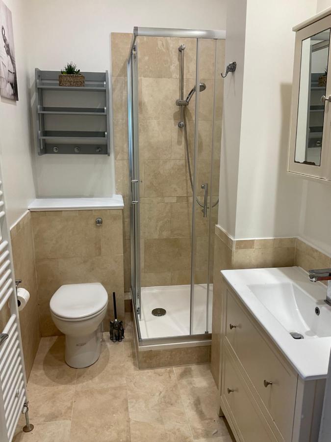2 Bed Home From Home Apartment 41 Londres Exterior foto