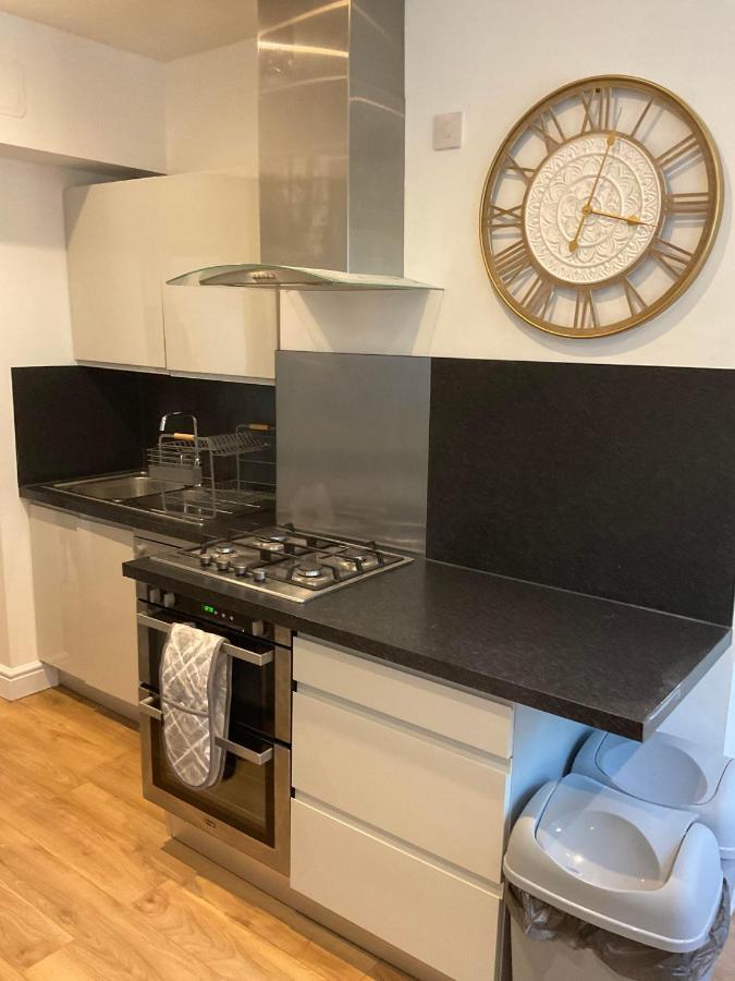 2 Bed Home From Home Apartment 41 Londres Exterior foto